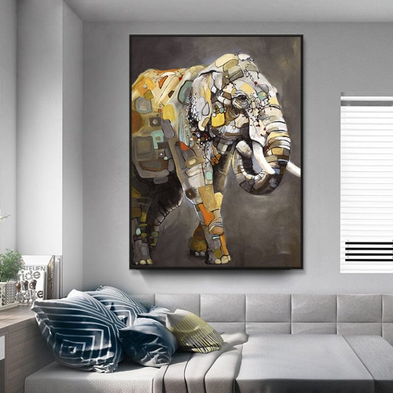 ELEPHANT OF AFRICA