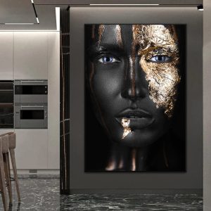 noir gold queen