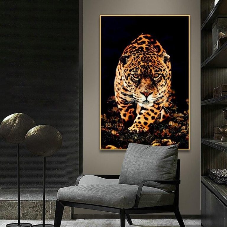 WALKING LEOPARD